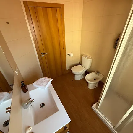 Super Affordable Air Conditioned Apartment In Sobrado With Netflix Porta Exterior photo
