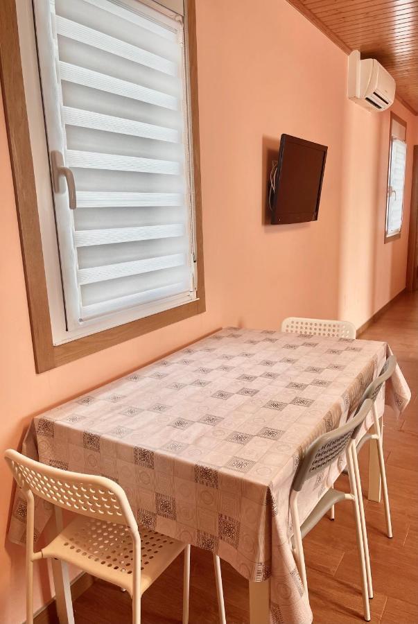 Lecer 4 Apartment *