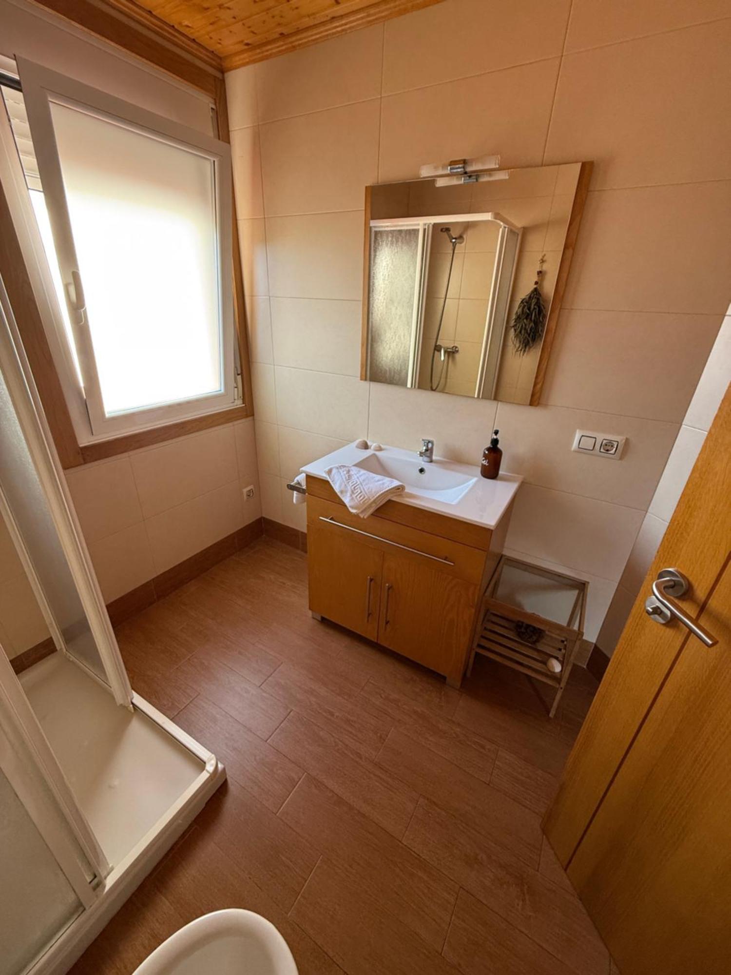 Super Affordable Air Conditioned Apartment In Sobrado With Netflix Apartment
